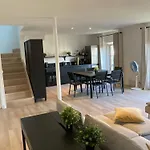 Le Patio De L'isle Duplex 1 Et 2 Apartamento *