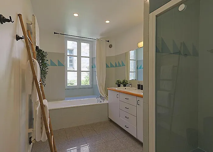 Le Patio De L'isle Duplex 1 Et 2 Appartement *