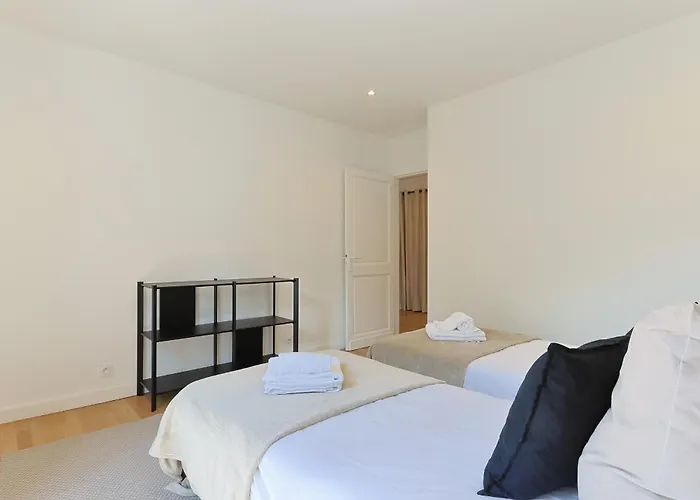 Le Patio De L'isle Duplex 1 Et 2 *